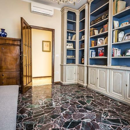 Ferrhouse Charm In Florence Two Lifts Экстерьер фото