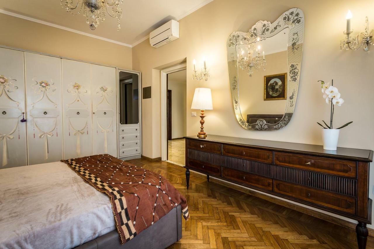Ferrhouse Charm In Florence Two Lifts Экстерьер фото